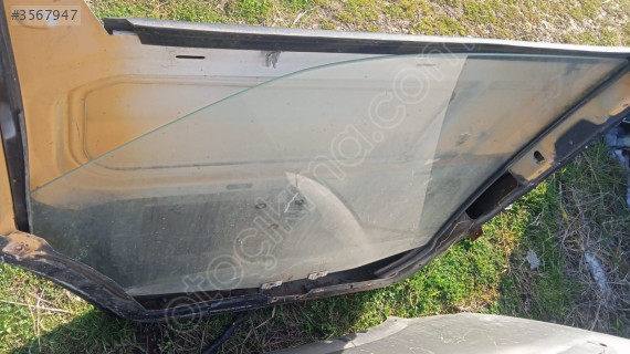Merc ses Vito 638 sağ ön kapı camı yedek parça