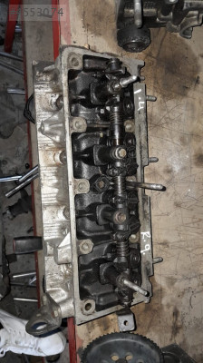 Renault 9 1.4 silindir kapağı