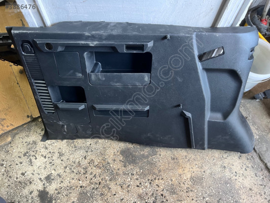 Ford courier sol arka bagaj döşemesi r2x6 v31013
