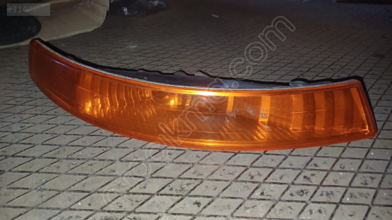 2006-2014 Renault Trafic 2 sağ sarı sinyal lambası