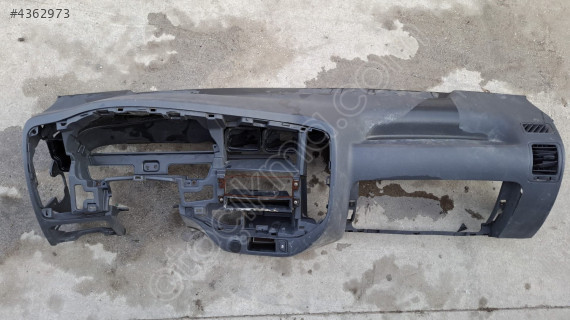 kia bongo 2017 çıkma orjinal boş göğüs/torpido (son fiyat)