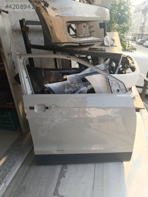 Volkswagen t-cross sağ ön kapı orjinal çıkma parça