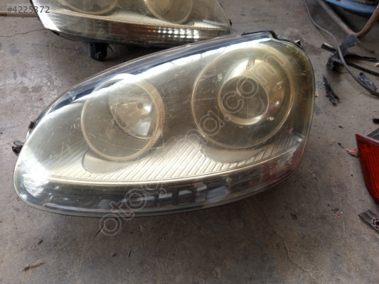 Wolkwagen Golf MK 5 Xenon sol ön far