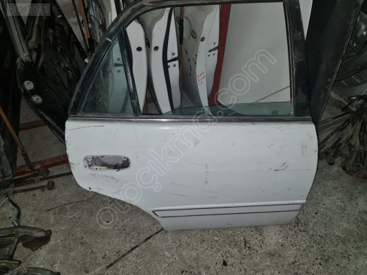 TOYOTA HİLÜX ÇIKMA ORJİNAL SAĞ ARKA KAPI ÇAVUŞOĞLU TOYOTA