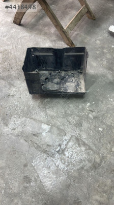 Peugeot partner akü kabı