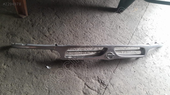 Nissan micra 93-97 ön panjur çıkma