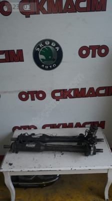 7P5422055 AUDİ Q7 DİREKSİYON KUTUSU