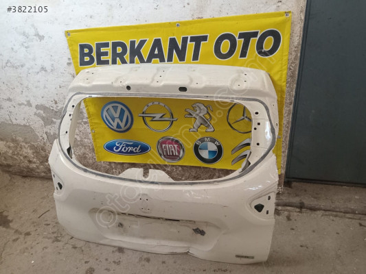 Renault Captur arka bagaj kapağı