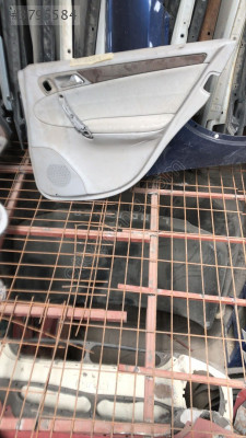 MERCEDES W203 c serisi Kasa arka sağ kapı döşemesi