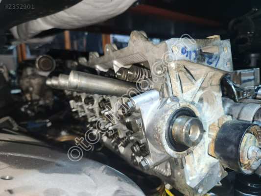 RENAULT CLİO 1.2 benzinli motor silindir kapağı çıkma