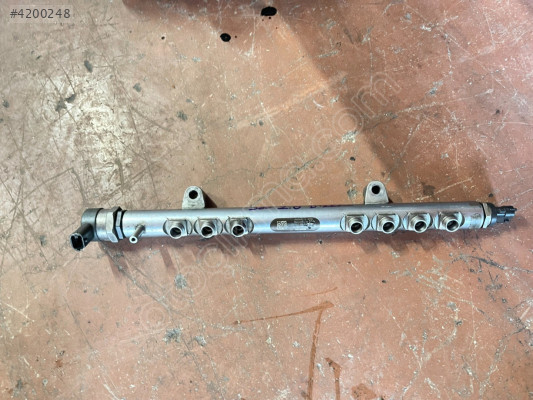 VOLVO S80 2.0 DİZEL ENJEKTÖR [RAİL] BORUSU