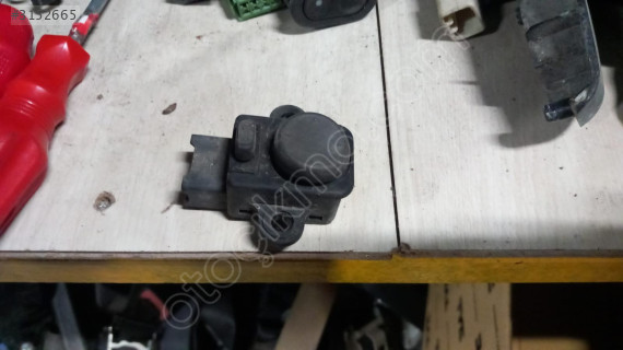 Chevrolet rezzo ayna ayar düğmesi