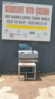 Ford Taunus yeni model sağ ön kapı dolu