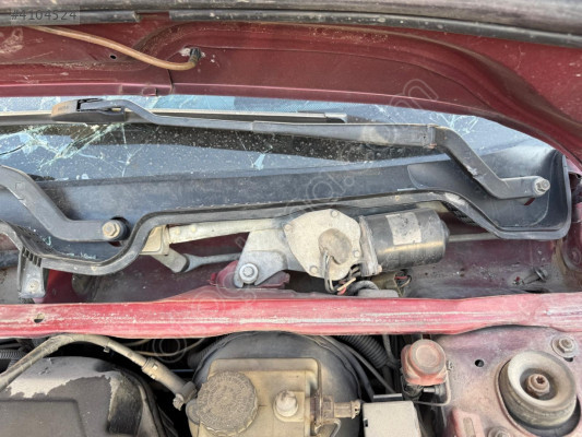 PEUGEOT 106 ÖN CAM SİLECEK MOTORU VE MEKANİZMASI