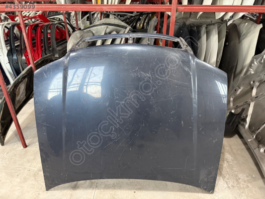 AUDİ A4 ÇIKMA ORJİNAL ÖN KAPUT N1