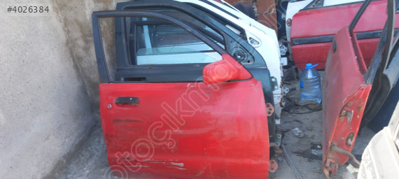 Çıkma mazda 121 sağ ön kapı
