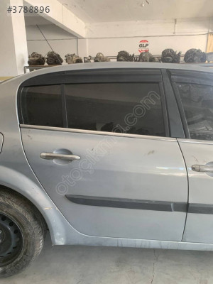 GRİ MEGANE 2 SAĞ ARKA KAPI DOLU HATASIZ ORJİNAL ÇIKMA