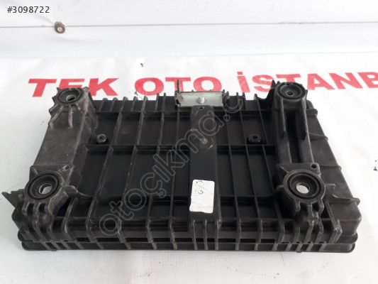 Mercedes C 205 AKÜ TABANI A2056200018