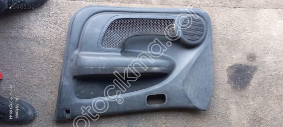 Honda HR-V 99-06 iç döşeme ön sağ kapı panzot