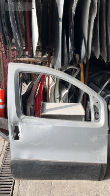 FIAT FIORINO SAĞ ÖN KAPI ÇIKMA ORIJINALI