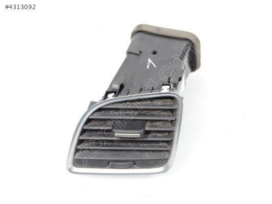 Audi Q3 Sol Hava Kalorifer Izgarası Üfleme Menfez Difüzör Petek