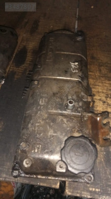 Mazda 323 karbüratörlü kulbutor kapak yedek parça