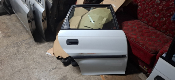 ÖZMEN OPEL ASTRA F ÇIKMA SAĞ ARKA KAPI