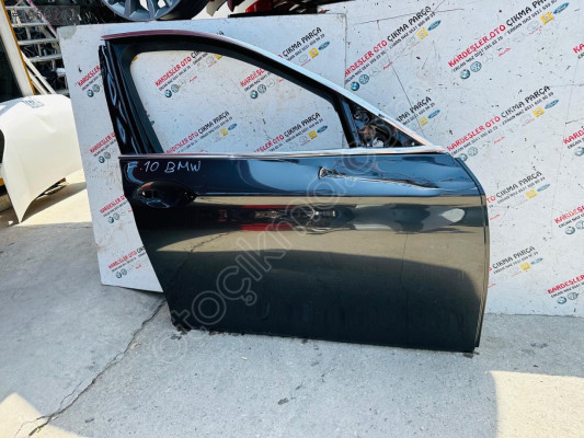 BMW 5.serisi f10 sağ ön kapı (çıkma orjinal hasarlı)