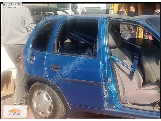 OPEL CORSA B SAĞ ARKA KAPI ÜNALLAR OTO ÇIKMA YEDEK PARÇA