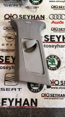 1K0868311 Volkswagen Golf 6 sol orta direk üst kaplaması