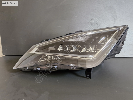 SEAT LEON SOL ÖN FAR LEDLİ BEYİNLER ÜZERİNDE SIFIR 2012-2016