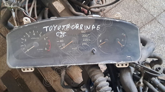 Toyota Corona kilometre saati Orjinal 83200-20280  6931-500