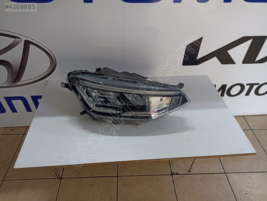 VOLKSWAGEN TAİGO SAĞ FAR FULL LED ORİJİNAL ÇIKMA