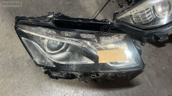 Audi Q5 SAĞ FAR DOLU ORJİNAL ÇIKMA PARÇA