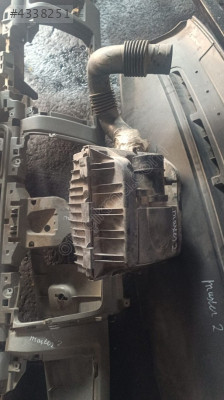 Renault Master 2 hava filtresi kutusu