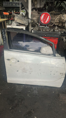 KİA CERATO SAĞ ÖN KAPI KONUK OTO