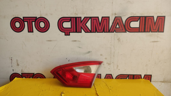 FORD FOCUS 3 SAĞ İÇ STOP