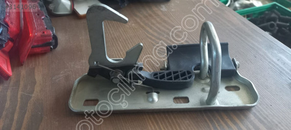 Golf, Jetta, Tiguan kaput kilidi OEM 1K0823480 orj sıfır