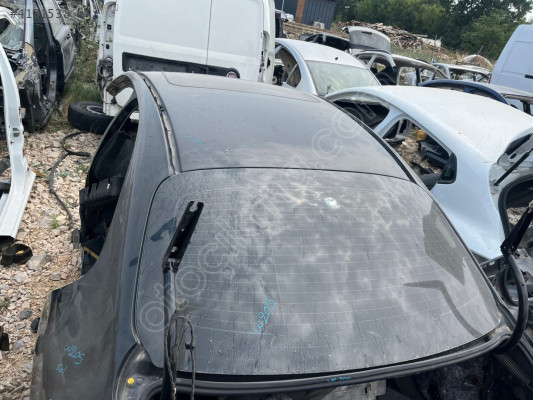 MERCEDES W205 KUPA TAVAN ARKA OTO FEDAİ