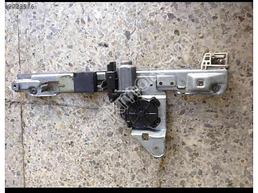 Megane 2 sol arka cam krikosu