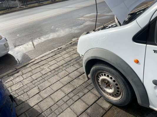 Ford Connect Orijinal Boyasız Hatasız Sol Ön Çamurluk