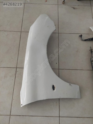 Peugeot 206 Modeli İçin Sol Ön Çamurluk - Oto Çıkma Parçal