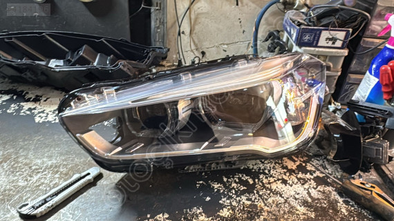 BMW X1 F48 LCİ SOL FAR 90146779