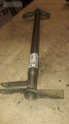 BMW E34 520İ 1989 MOTOR KAPUT DEMİRİ