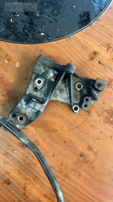 Citroen Dv4 şarj dinamo ayağı 9641715480