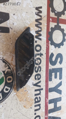 5H1819705A Golf 8 ön göğüs sol havalandirma ızgarası
