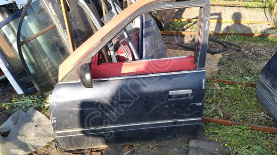 Toyota corona sol ön kapı çıkma