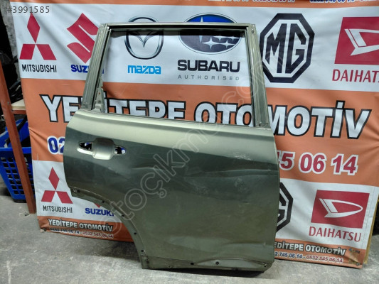 subaru forester sağ arka kapı
