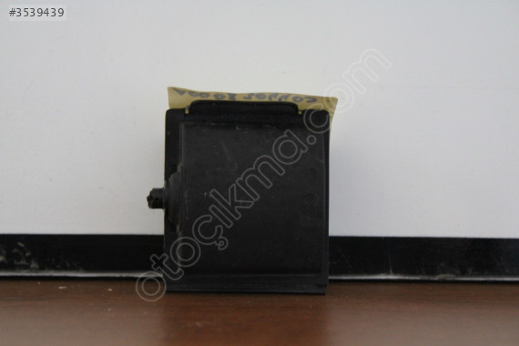 MERCEDES A SERİ W177 YAKIT DOLDURMA KİLİDİ A0008204409
