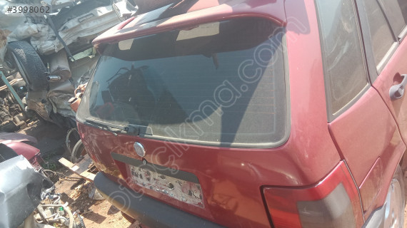 Fiat Tipo bagac kapısı dolu
